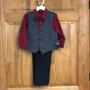4t boys red/black suit